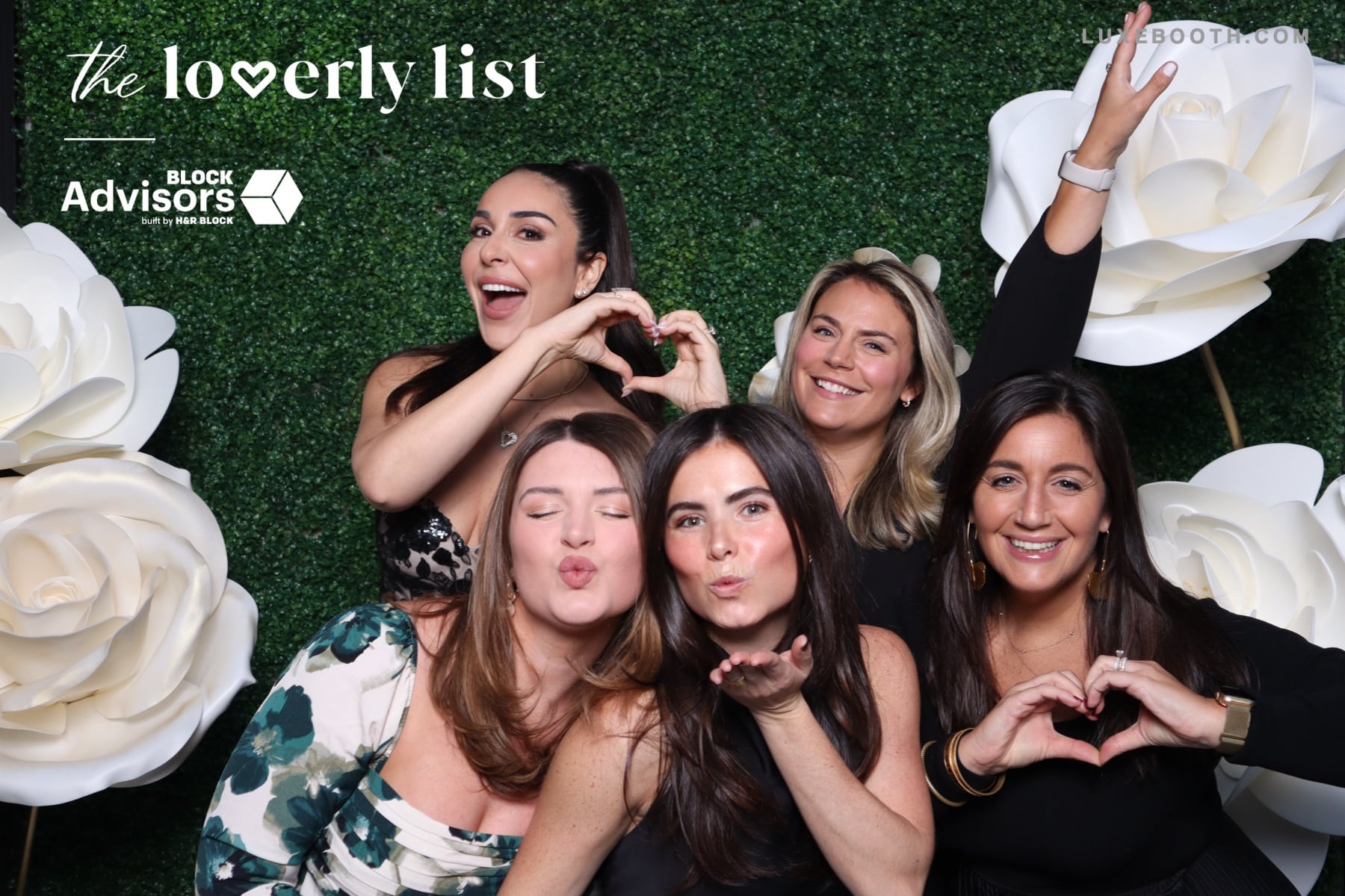 Photo Booth Rentals by Luxe Booth