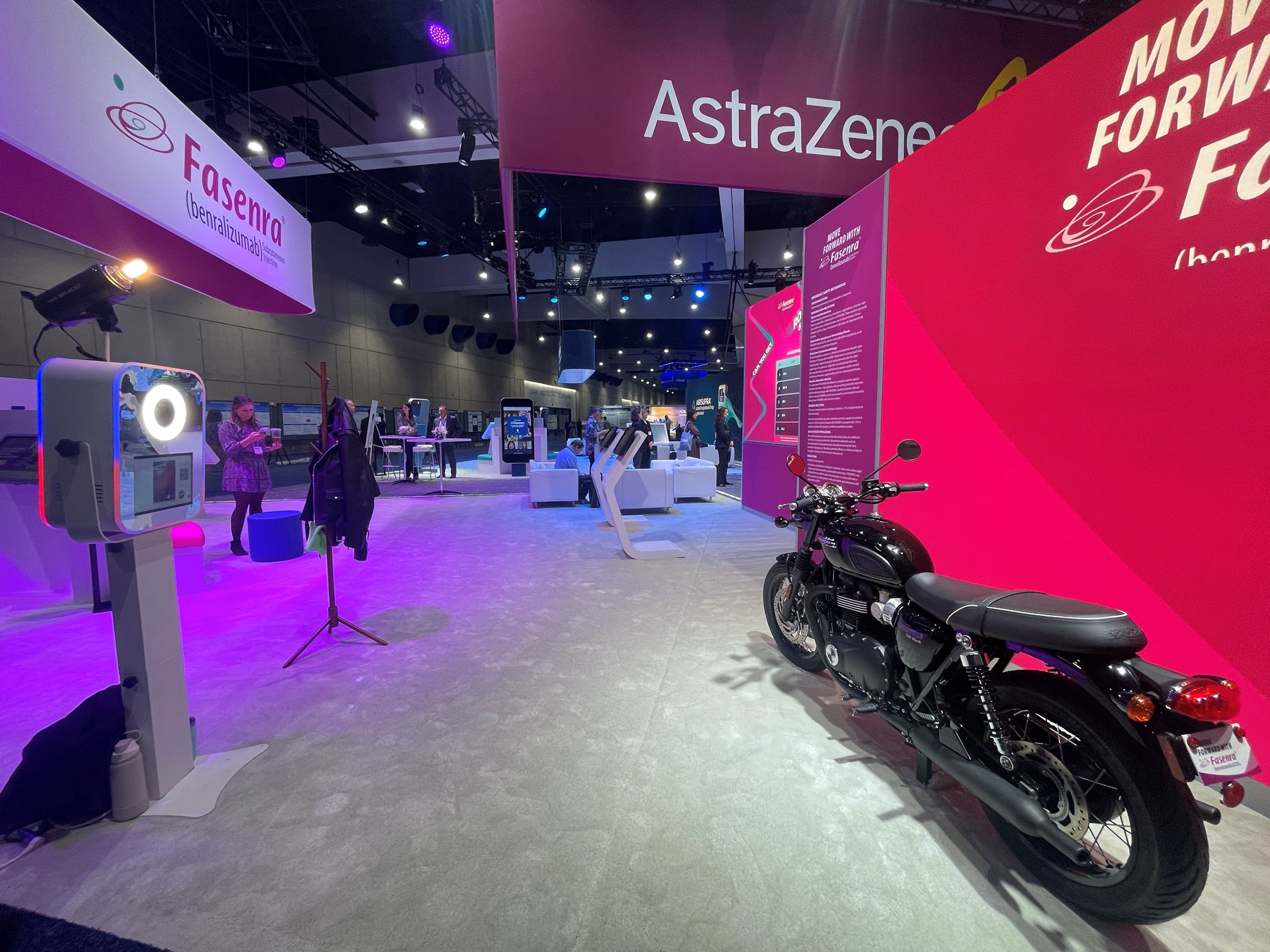 Tradeshow and Corporate Event Photo Booth Ideas (2)