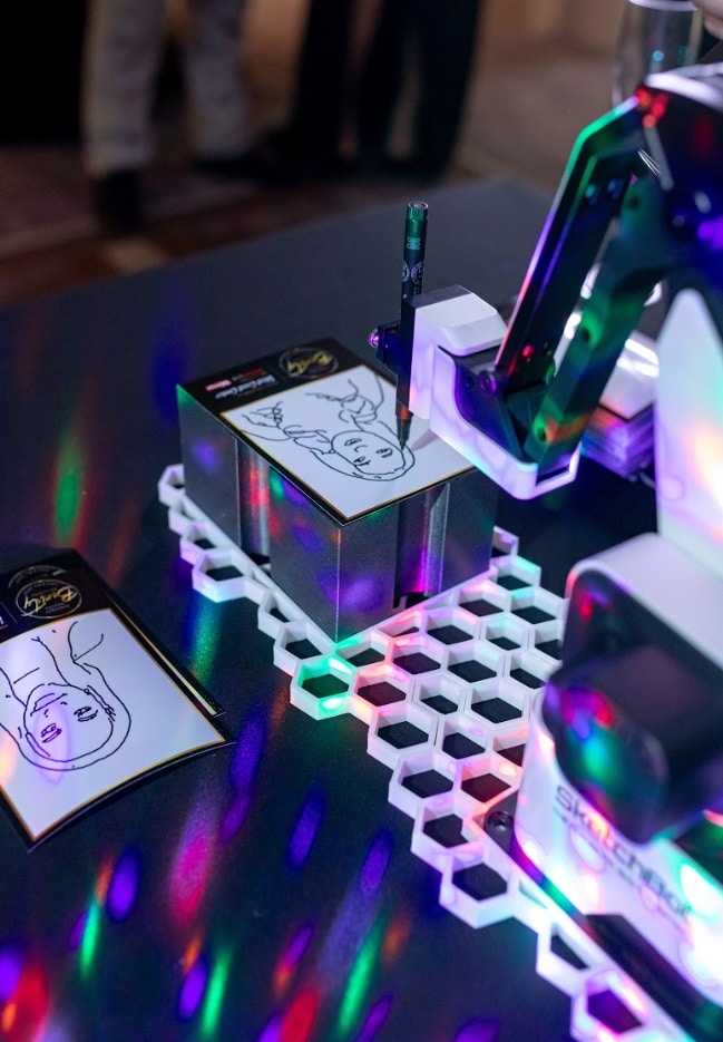 Sketch Robot by Luxe Booth Sample 2